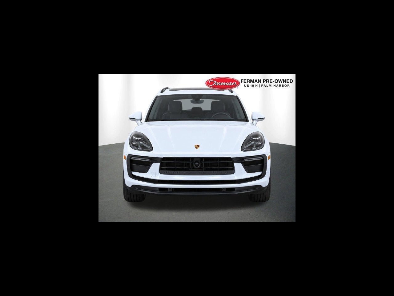 2022 Porsche Macan Base