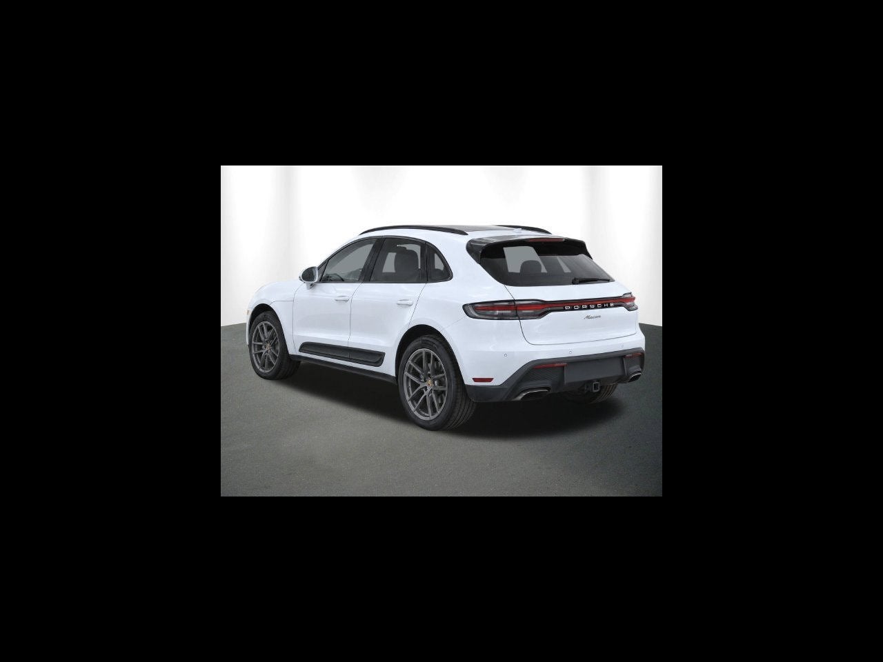 2022 Porsche Macan Base