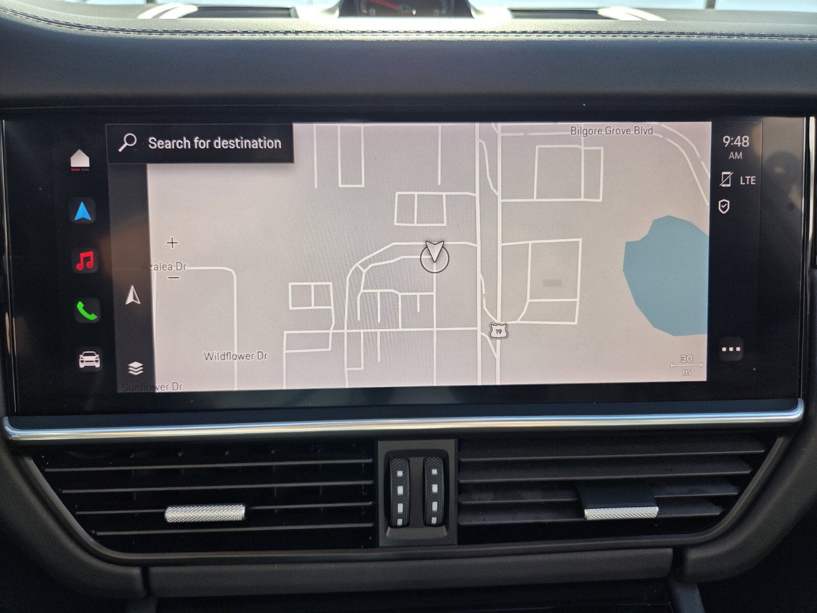 2022 Porsche Cayenne Base