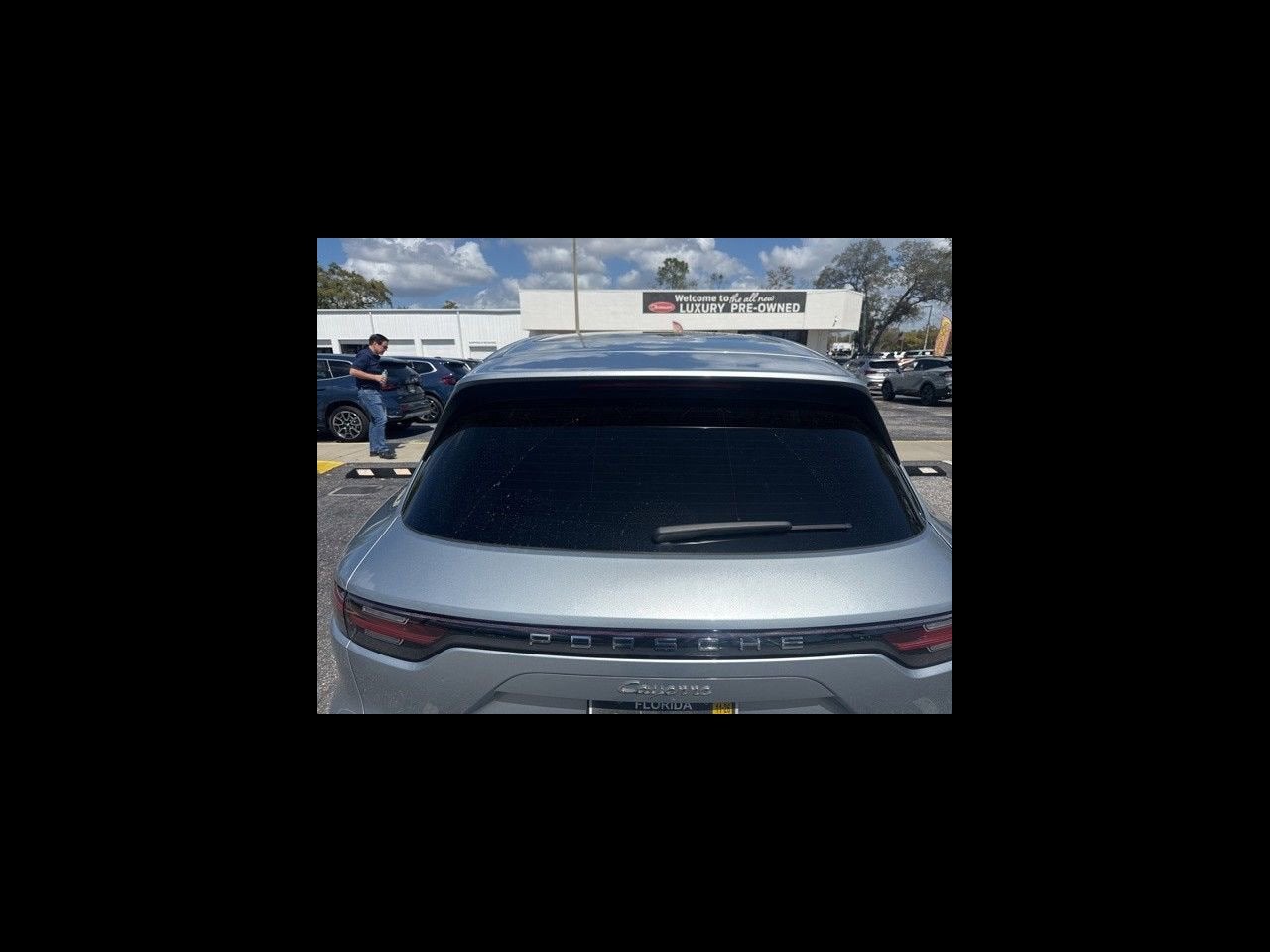 2022 Porsche Cayenne Base