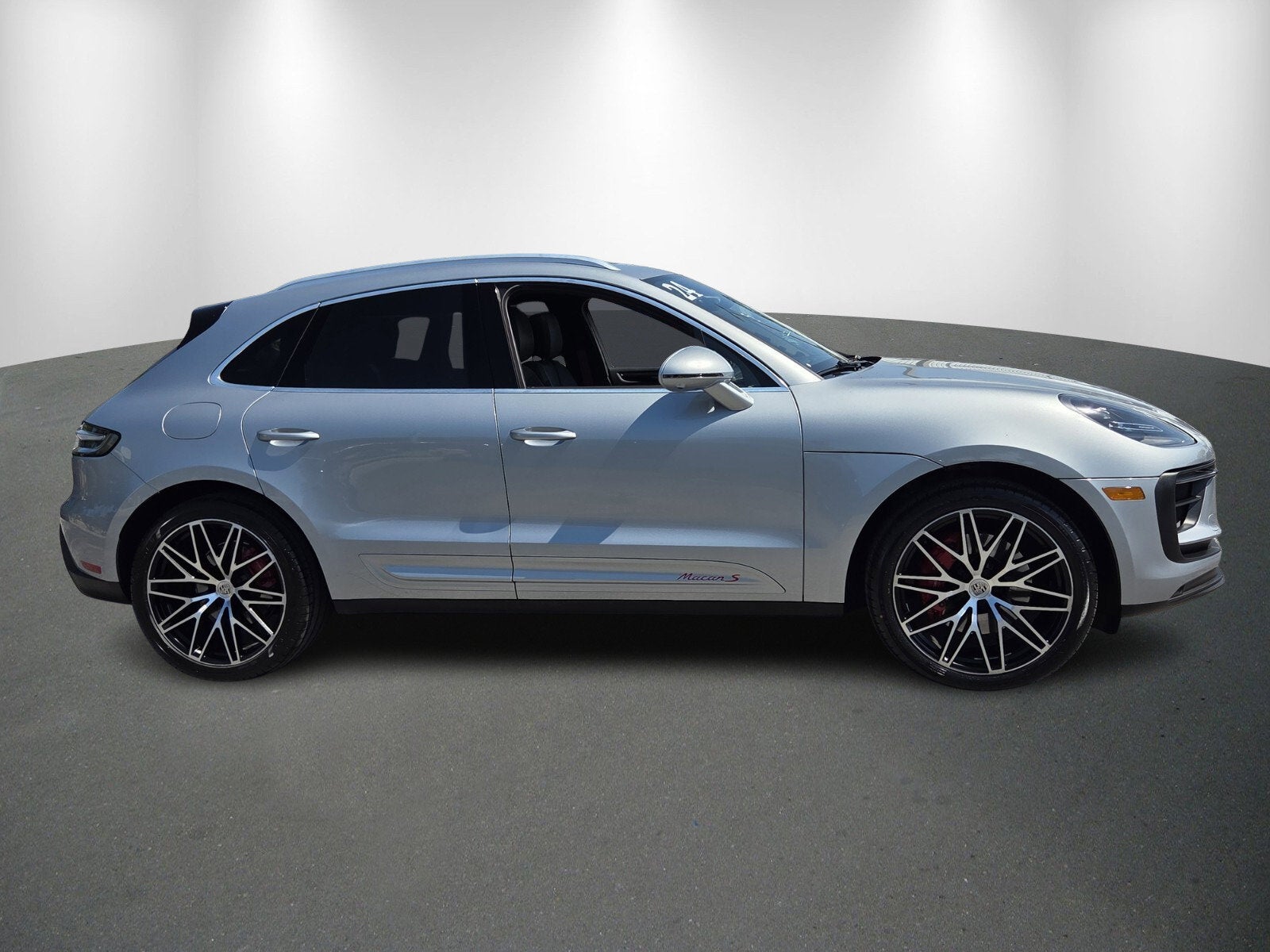2024 Porsche Macan S