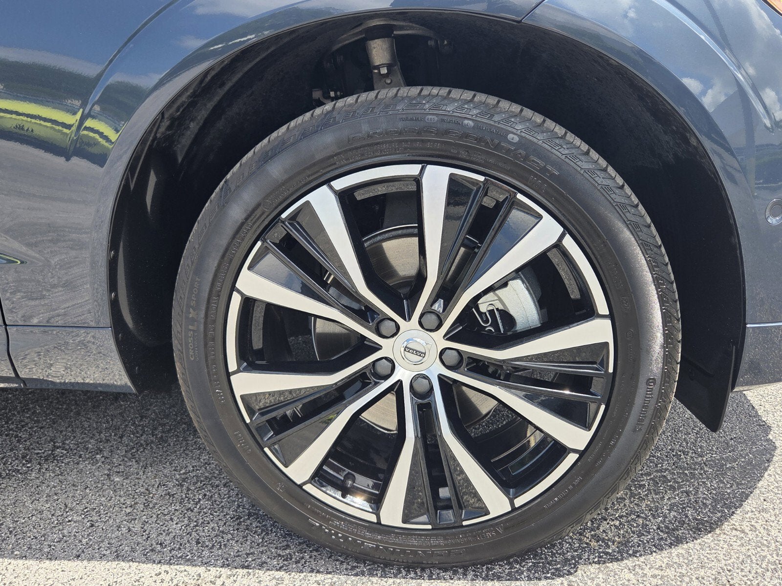 2025 Volvo XC60 Plus