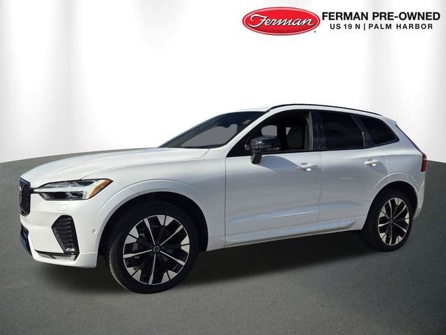 2026 Volvo XC60 B5 Plus
