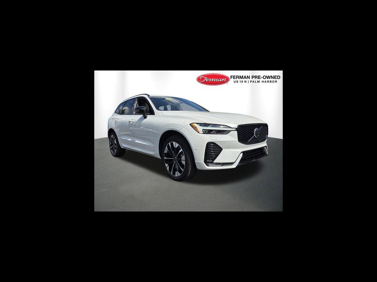 2026 Volvo XC60 B5 Plus
