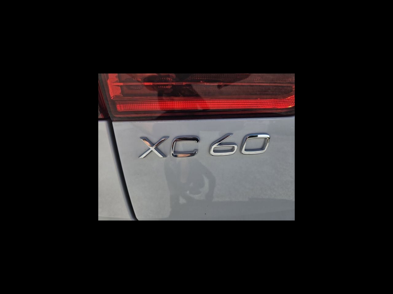 2025 Volvo XC60 B5 Ultra
