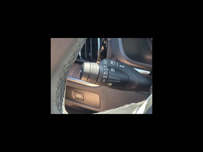 2025 Volvo XC60 B5 Ultra