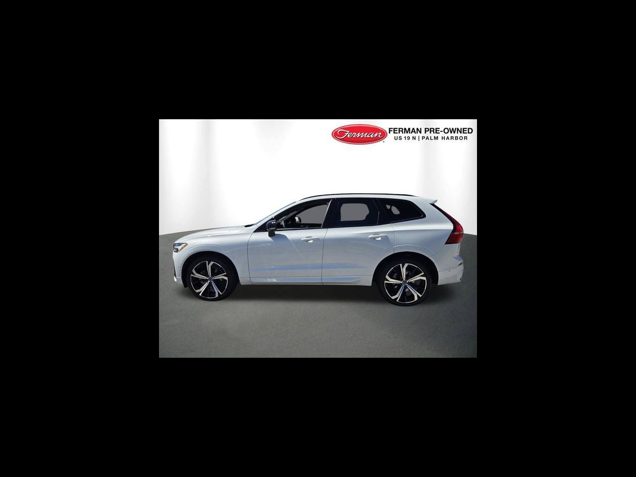 2025 Volvo XC60 B5 Ultra