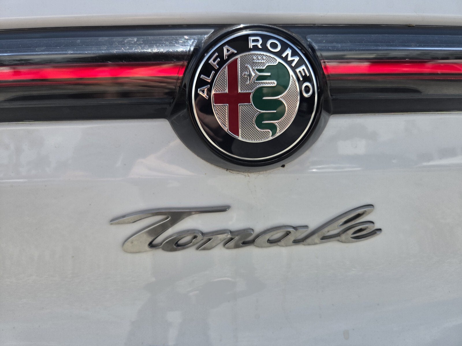 2024 Alfa Romeo Tonale Veloce
